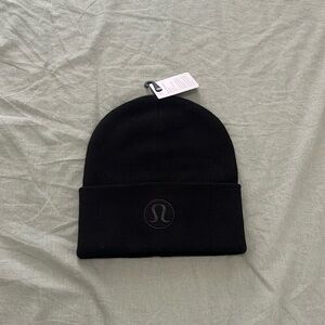Lululemon Warm Revelation Beanie S/M Black